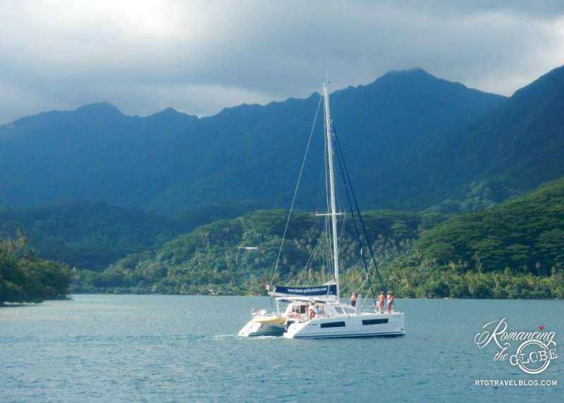 Bareboat Sailing French Polynesia – Impossibly romantic! | Romancing