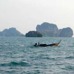 Railay longboat