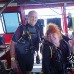 Tom and Sheila - ready to dive