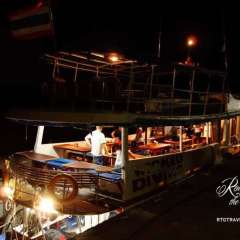 Loading the Mariner. Photo thanks to Annika Katharina
