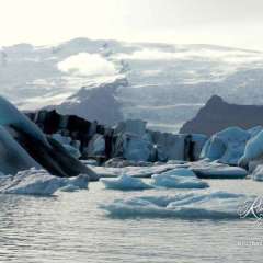 Zodiak boat ride to the Jökulsárlón glacier