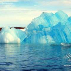 Ice that's thousands of years old in Jökulsárlón Lagoon