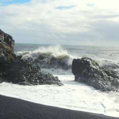 Coast near Dyrhólaey