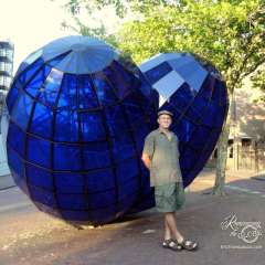 Tom and Delft art