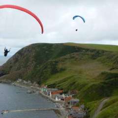 Cruden Bay - paragliders