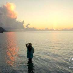 Moorea sunset - this was such a sweet spot for boat watching and a picnic