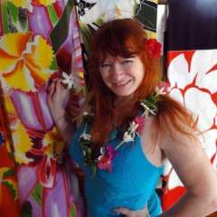 Raiatea - Hawaiki Nui- colorful pareos