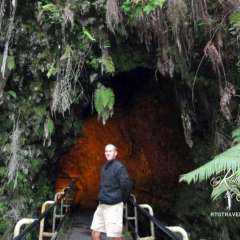 Hawaii Volcanos National Park - Lava Tube1